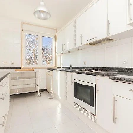 Flat In Alges With River Views Apartman *